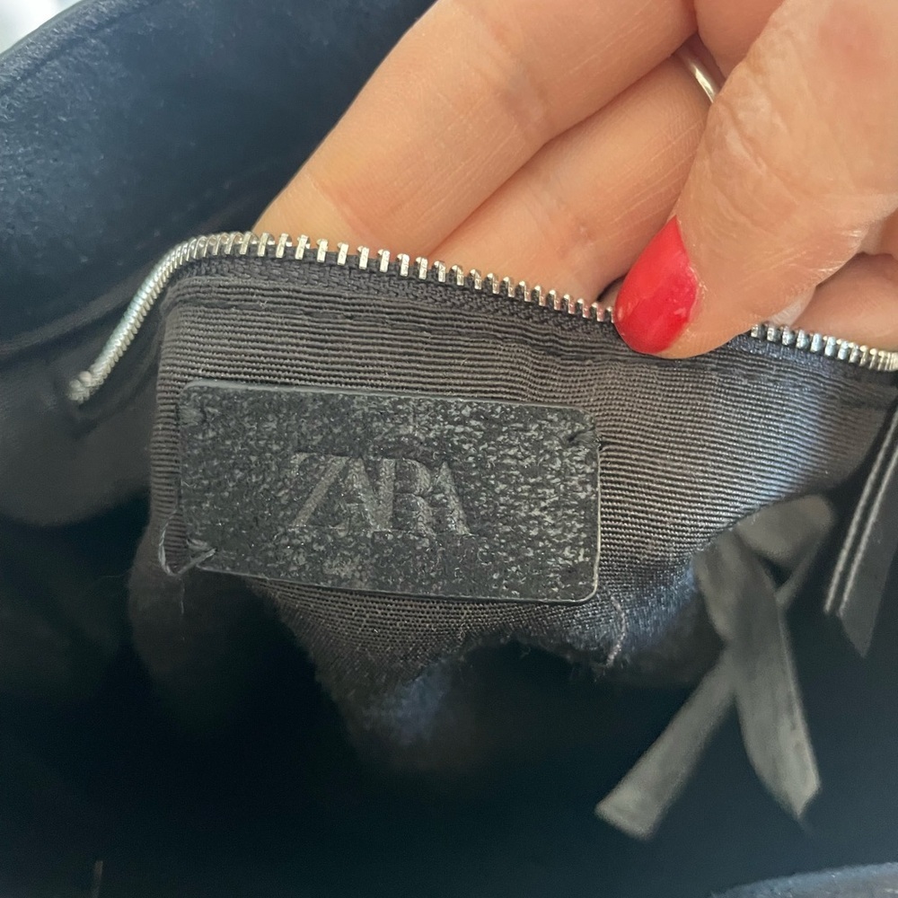 ZARA  BLACK  STUDDED TOTE BAG - Picture 4 of 6